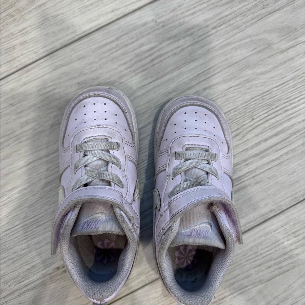 Nike Kids' Light Lavender High-Top Sneakers